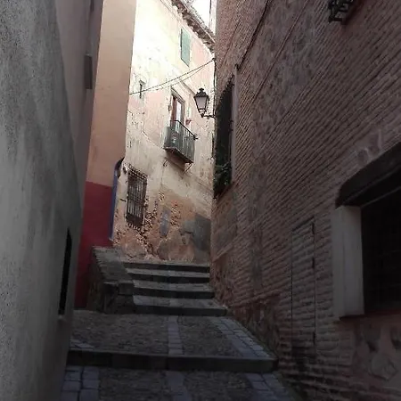 La Casa De Abuelas Apartment Toledo